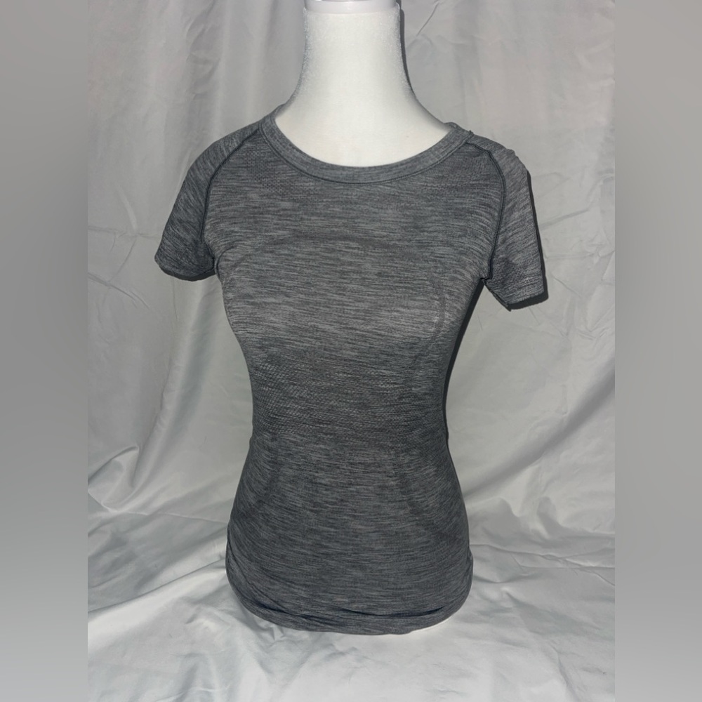 LULULEMON SWIFTLY TECH!🩶